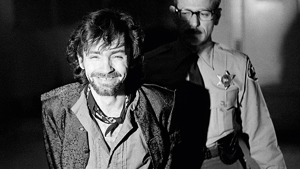 Charles Manson, cuja biografia de Jeff Guinn foi lançada pela DarkSide